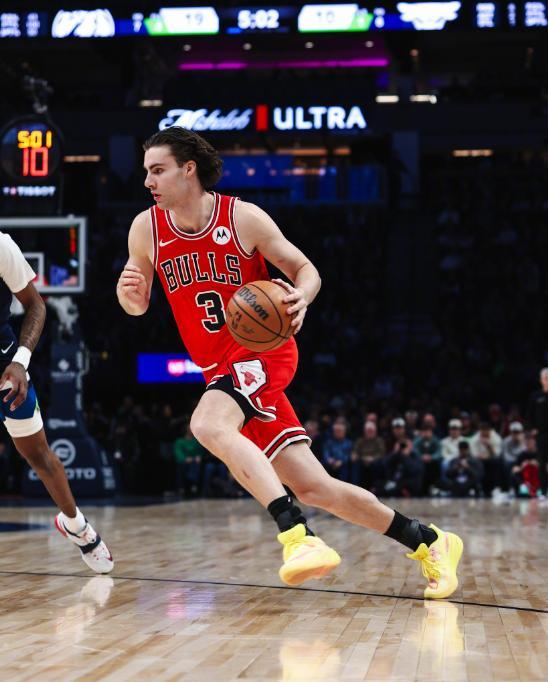 开云体育下载-一雪35分惨败之耻！兰德尔30+7+5带不动华子打铁，公牛复仇森林狼