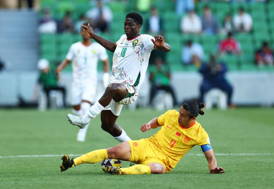 开云下载-国际足联系列赛 国足0-2不敌喀麦隆